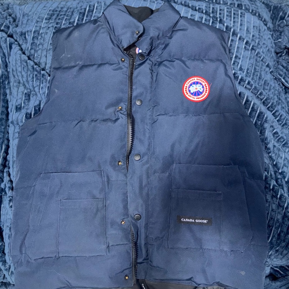 Canada Goose Men's Navy Puffer Vest
